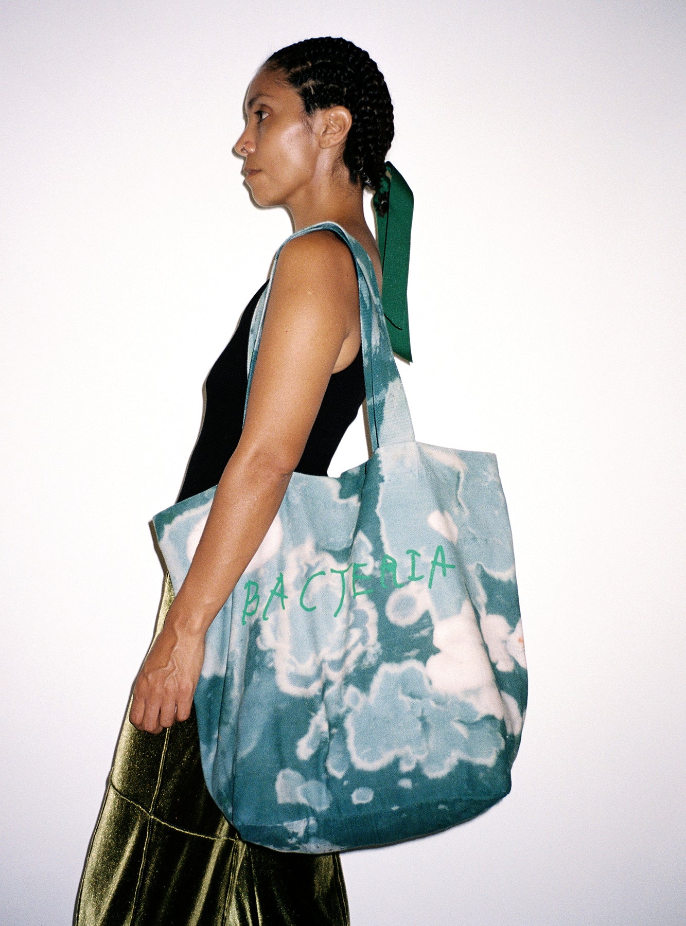 BACTERIA X ZAROYKO — Small Green Egg in Heavenly Algal Blossom Sky Tote