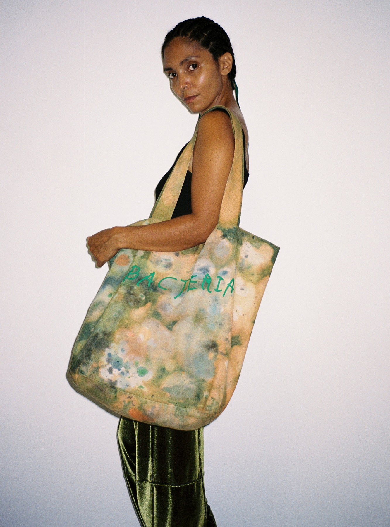 BACTERIA X ZAROYKO — Attractive Bacterium Multiplying Tote